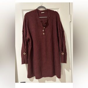 Free People!  medium weight tunic sweater!